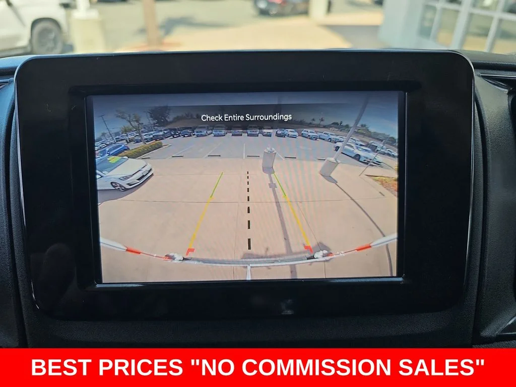 Used 2025 White Ram Base image 22