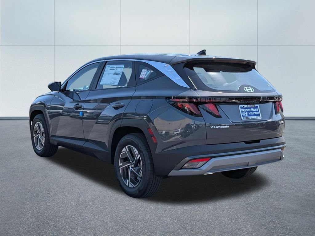New 2026 Gray Hyundai SE image 4