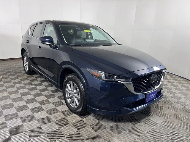2025 Mazda CX-5 S Preferred package Auto AWD's photo