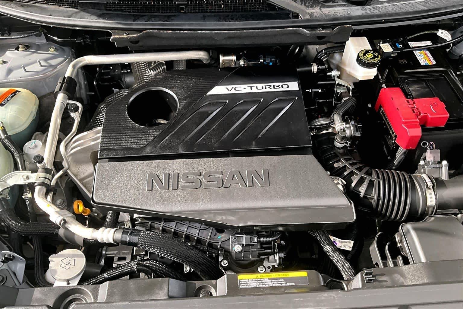 Used 2023 Boulder Gray Pearl Nissan Platinum image 33