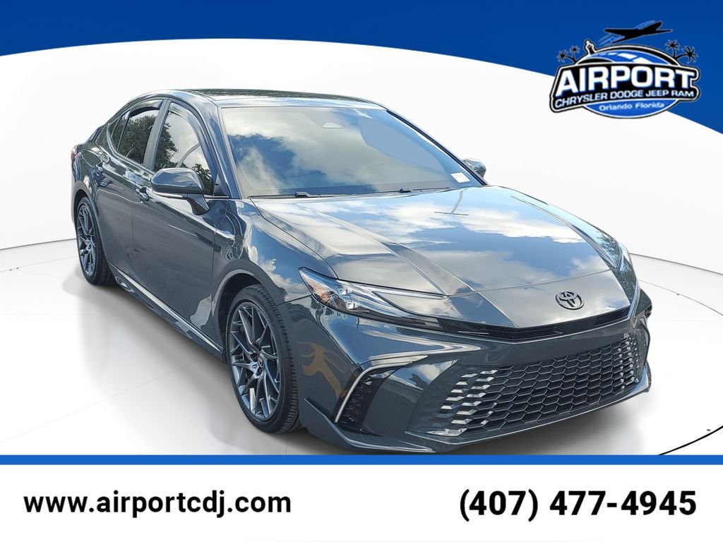 Used 2025  Toyota XSE image 1