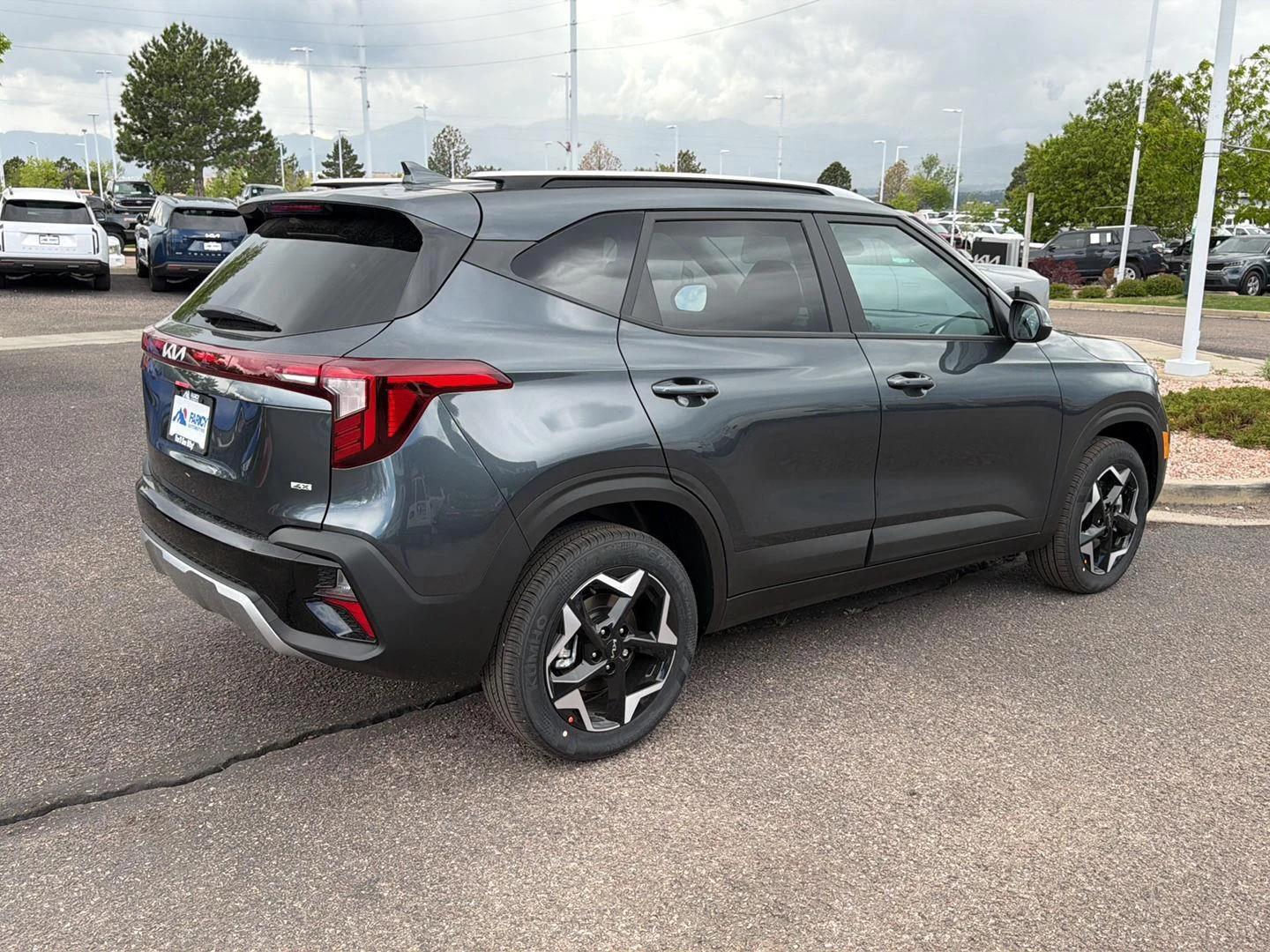 New 2026 Gravity Gray Kia S image 4