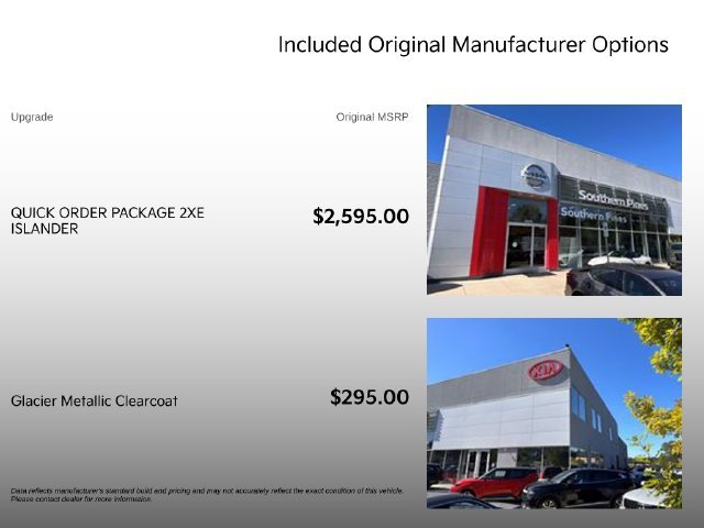 Used 2021 Silver Jeep Latitude image 4