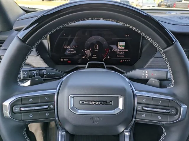 2026 GMC Acadia Denali - Photo 25