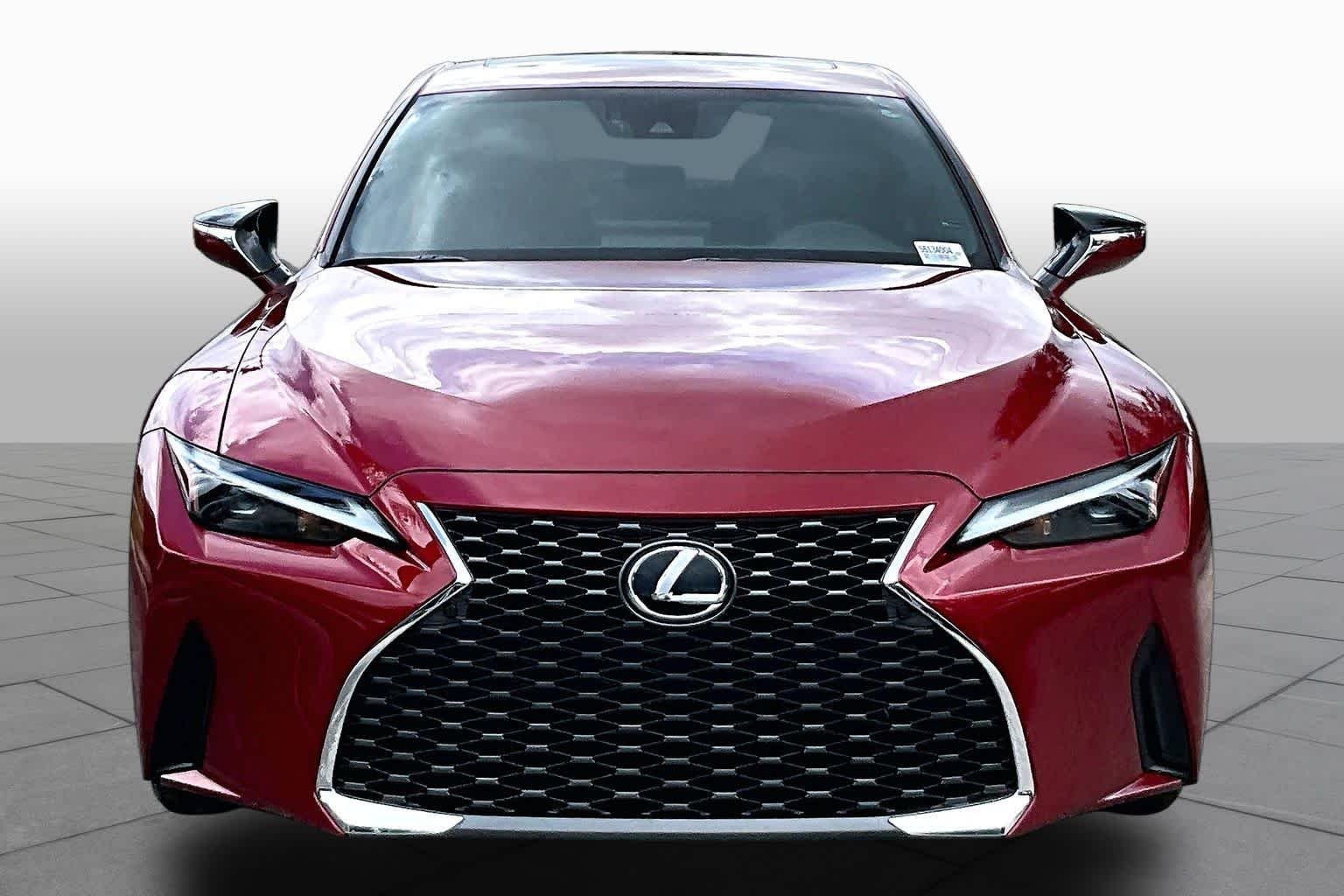 Used 2025 Matador Red Mica Lexus  image 4