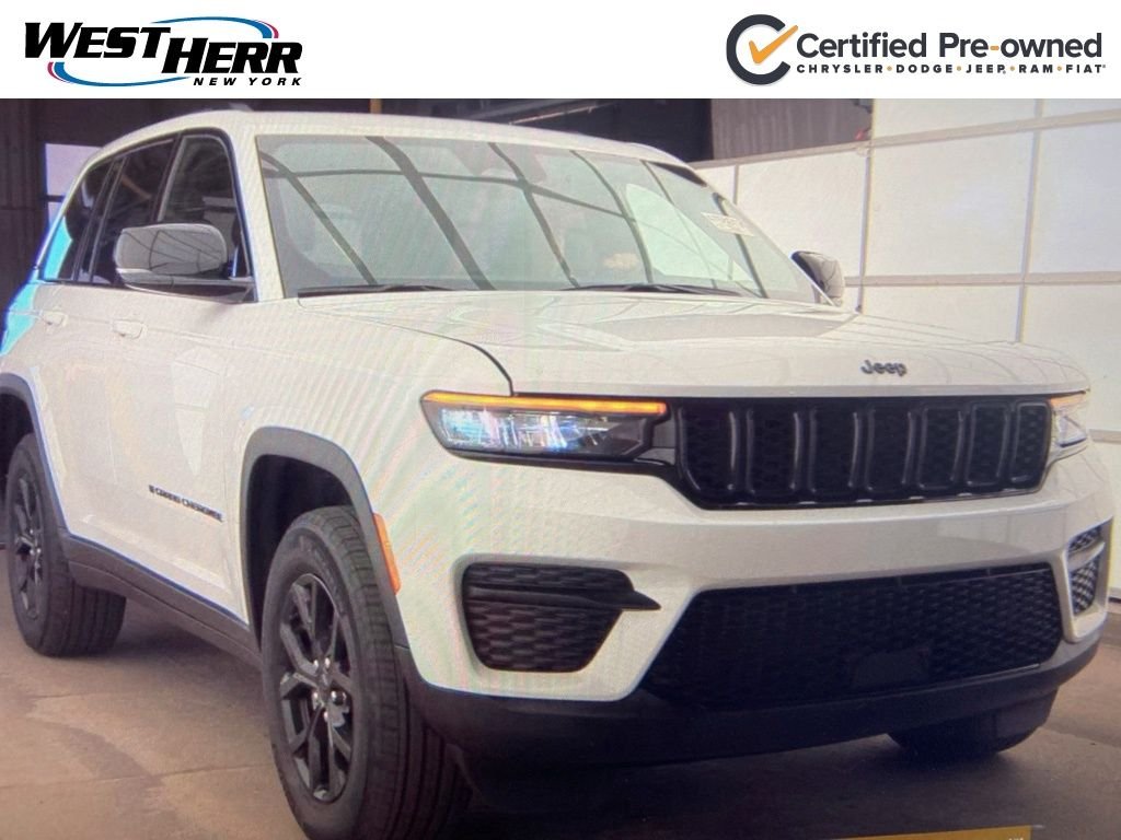 2024 Jeep Grand Cherokee Altitude 4x4's photo