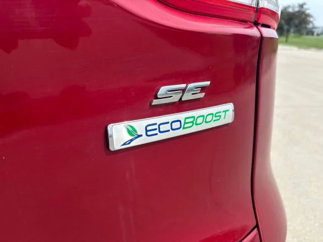 Used 2014 Red Ford SE image 44