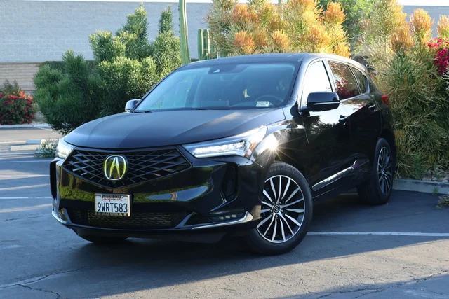 2025 Acura RDX Advance Package SH-AWD's photo