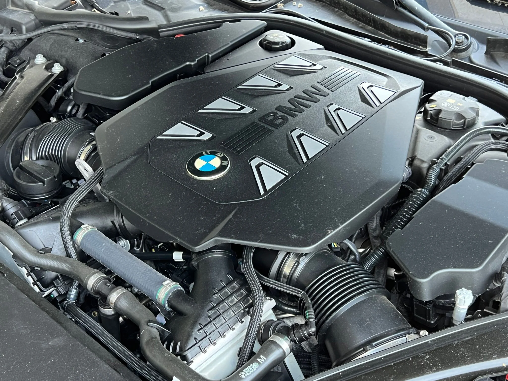Used 2023 Black BMW 760i xDrive image 40