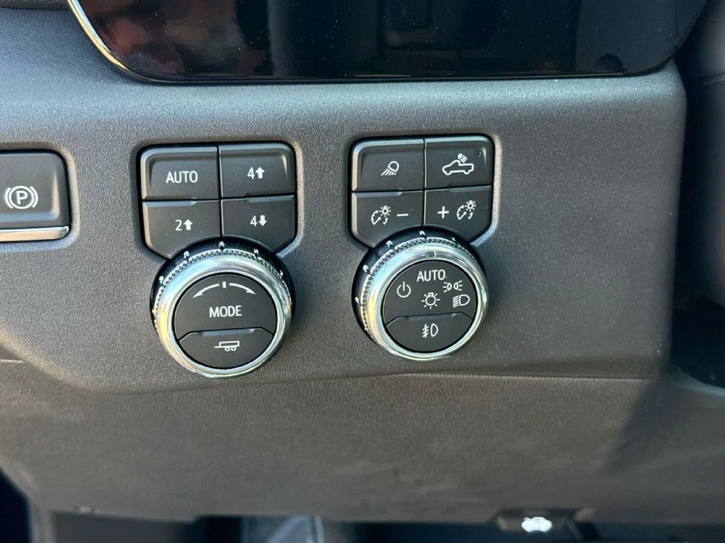 2026 GMC Sierra 1500 SLT - Photo 37