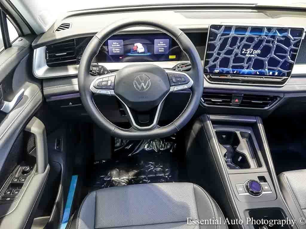 New 2026 Deep Black Pearl Volkswagen 2.0T SE image 12