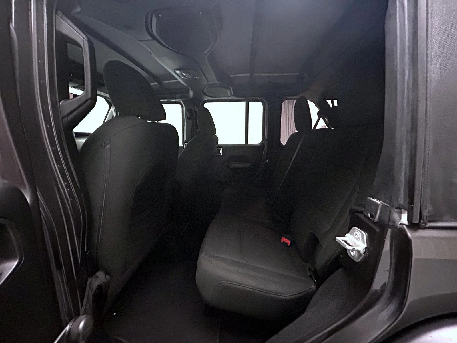Used 2018 Gray Jeep Unlimited Sport image 19