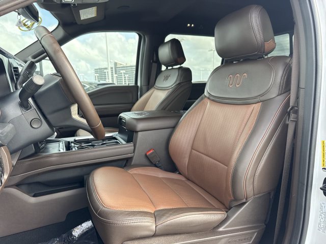 Used 2025 White Ford King Ranch image 11