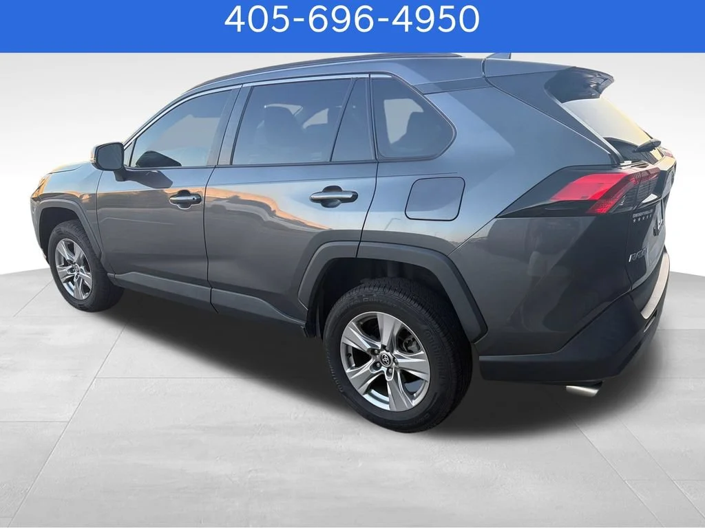Pre-Owned 2022 Toyota RAV4 XLE