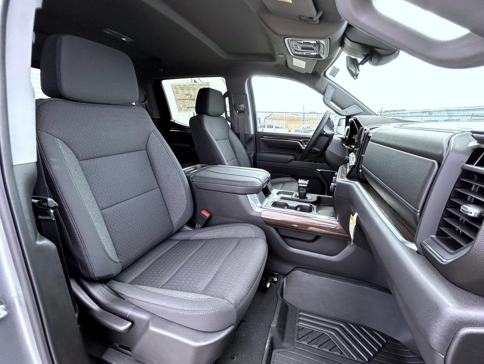 2026 Chevrolet Silverado 1500 LT - Photo 16
