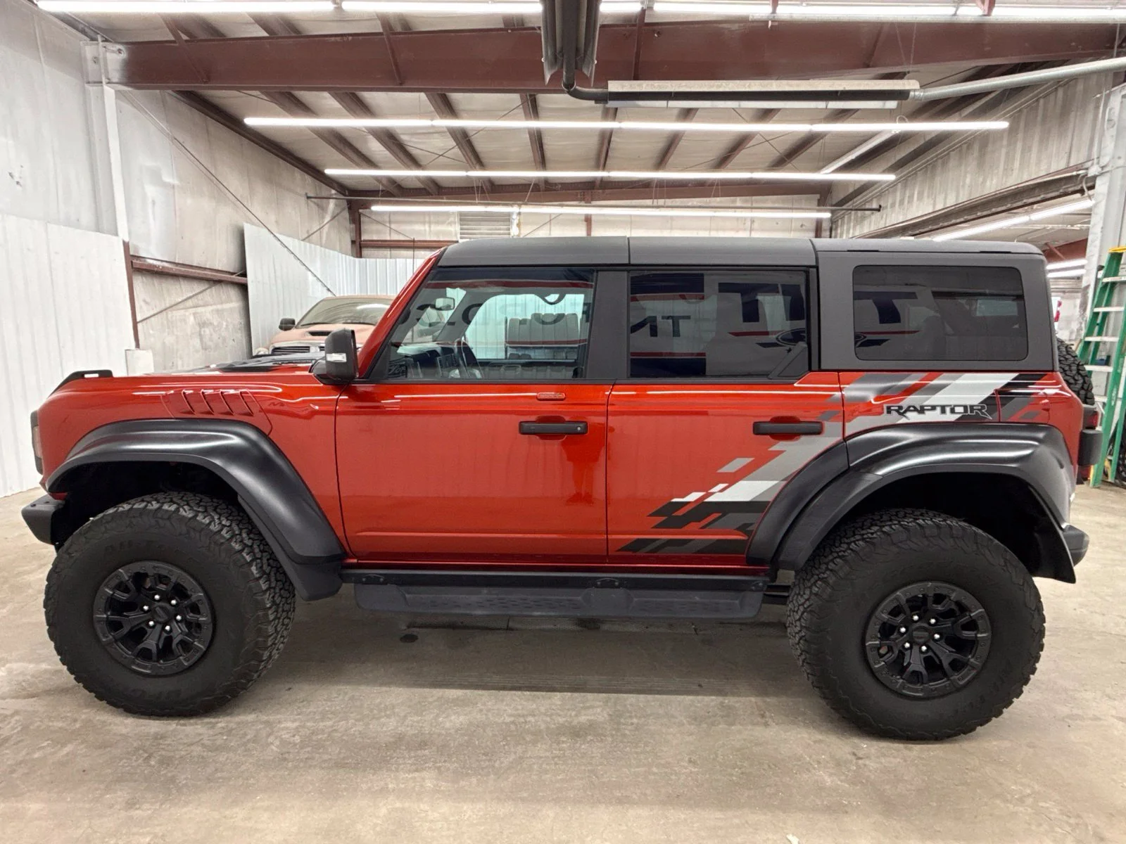 Used 2022 Red Ford Raptor image 5