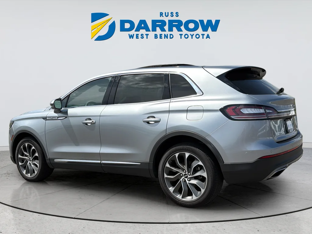 Used 2022 Silver Lincoln Reserve image 3
