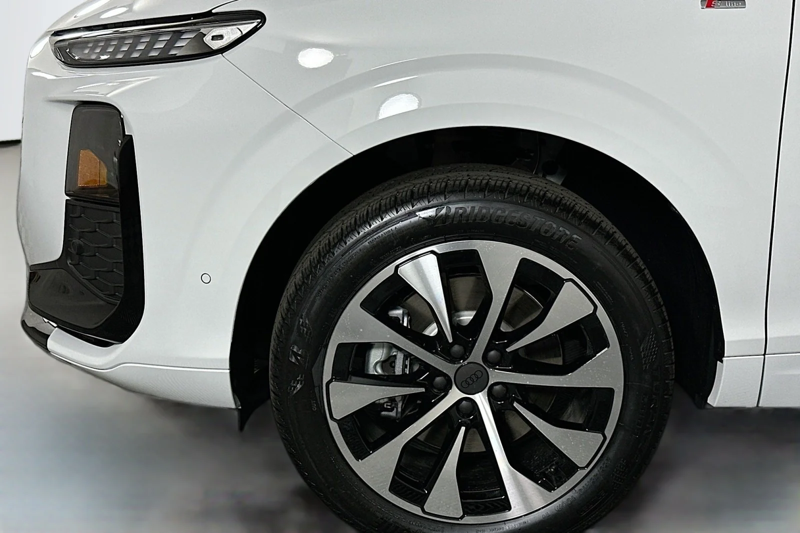 New 2026 Glacier White Metallic Audi S line image 11