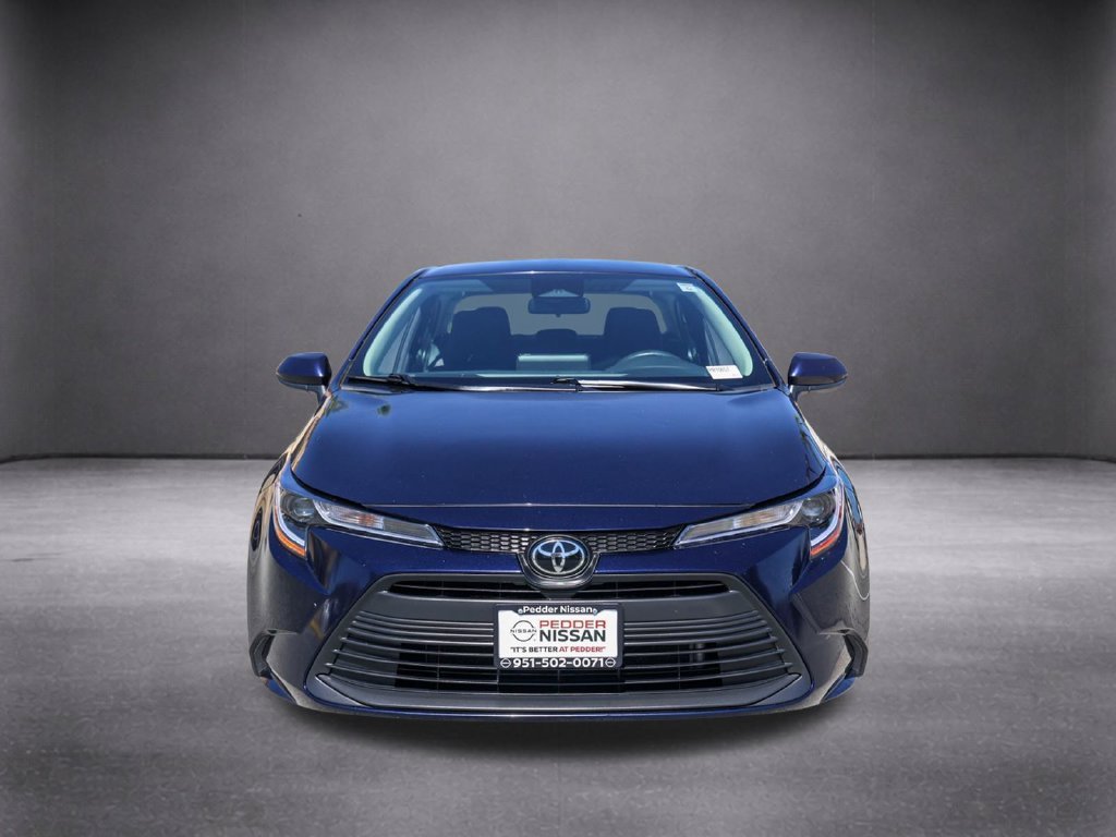 Used 2025  Toyota LE image 9