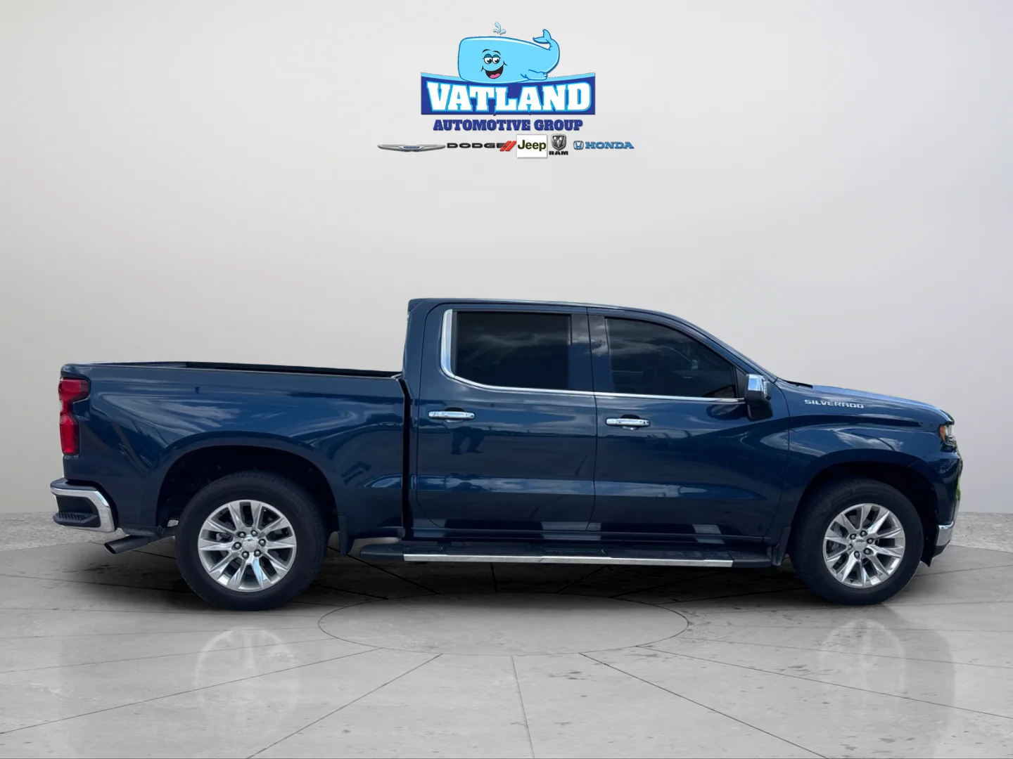 Used 2019 Northsky Blue Metallic Chevrolet LTZ image 41