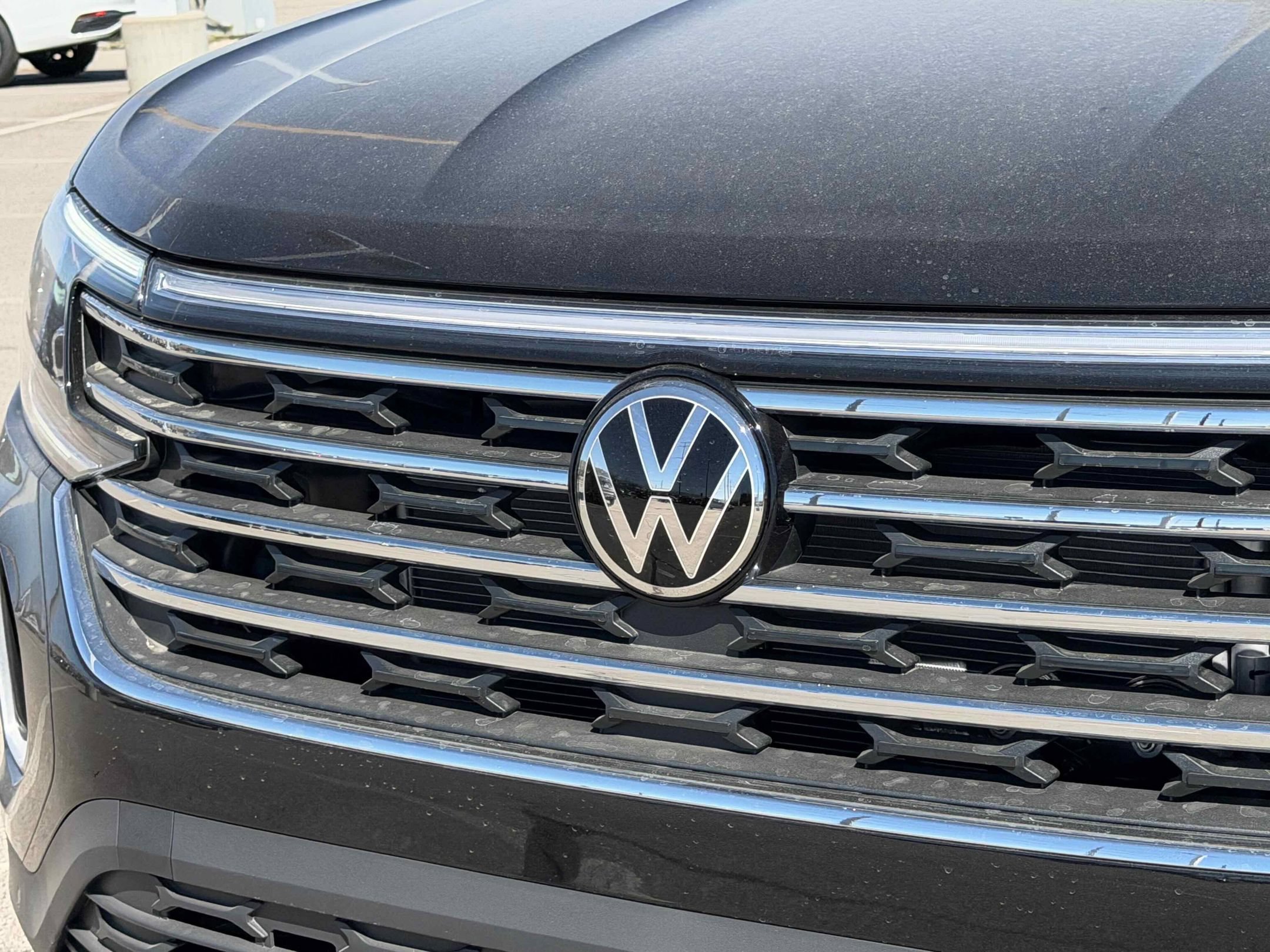 New 2026 Deep Black Volkswagen 2.0T SE w/Technology image 12