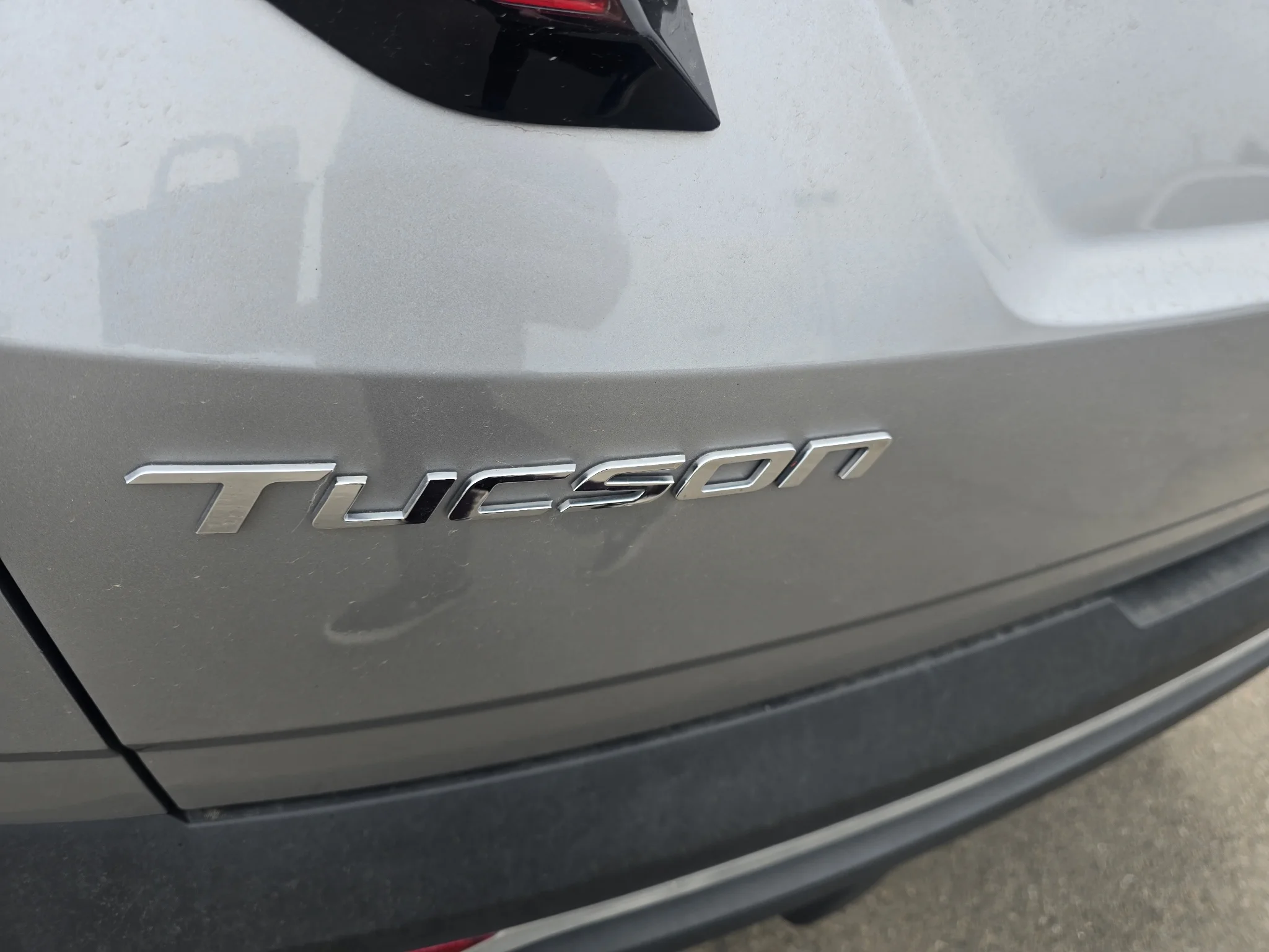 Used 2022 Shimmering Silver Hyundai SEL image 11