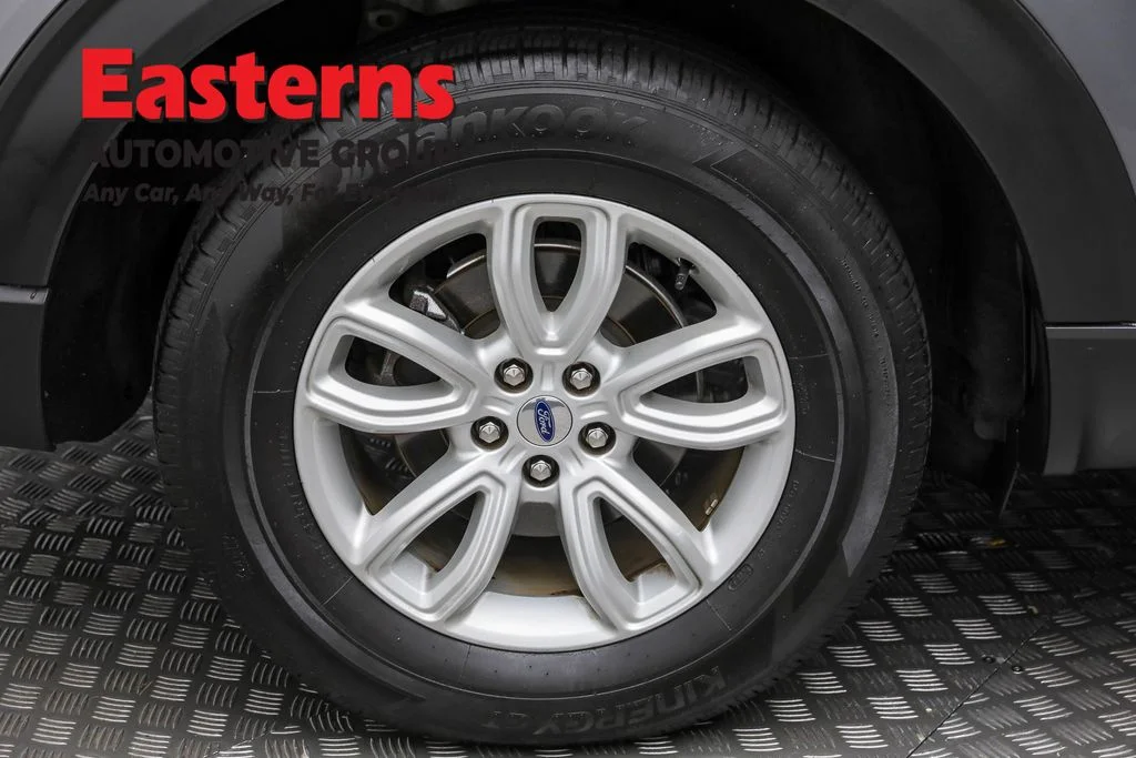 Used 2021 Gray Ford Base image 30