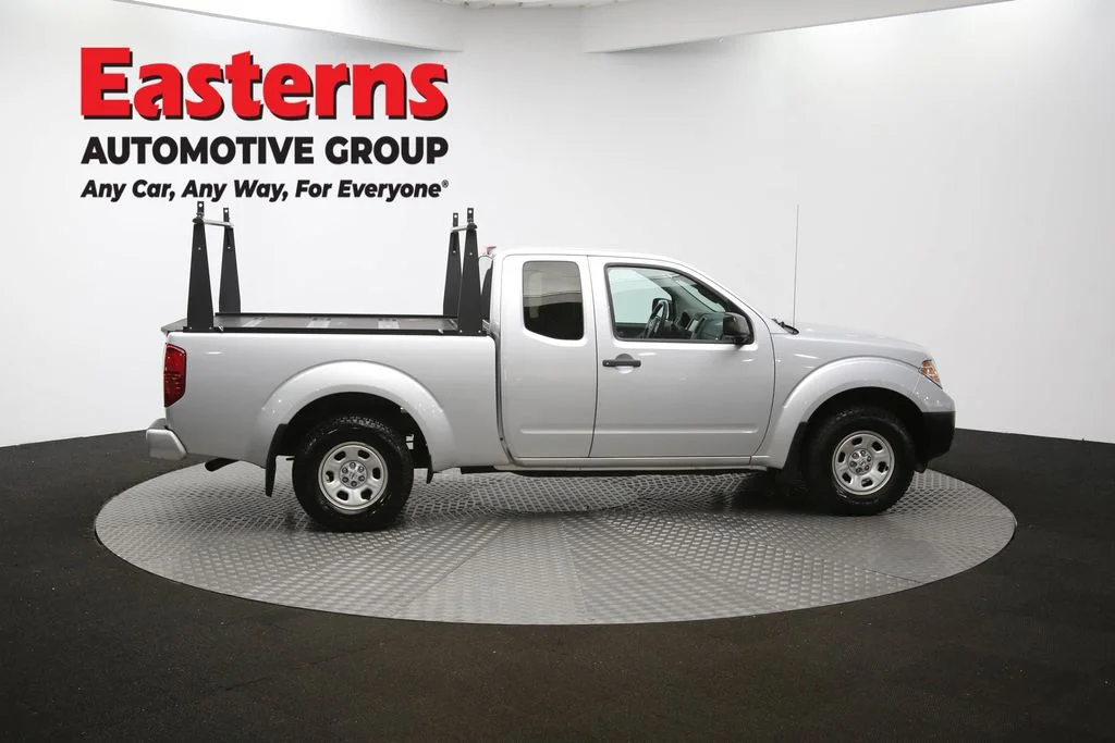 Used 2019 Silver Nissan S image 43