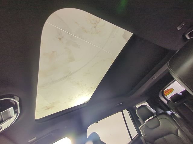 Certified Used 2022 White Jeep Overland image 25