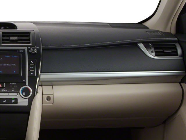 Used 2012 Cypress Pearl Toyota LE image 16