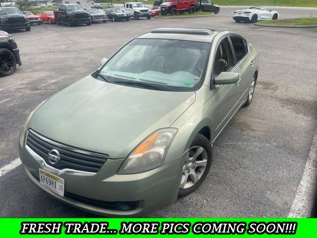 Used 2008 Green Nissan 2.5 SL image 1