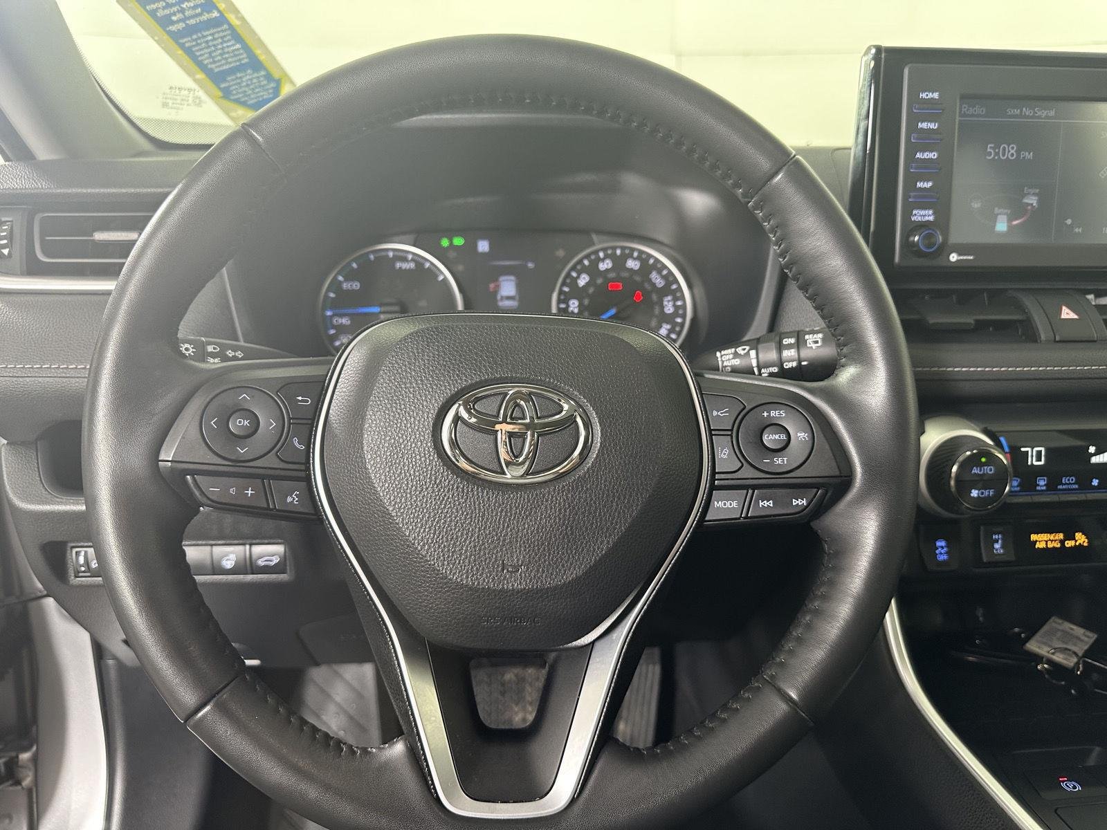 Used 2022 Silver Sky Metallic Toyota XLE image 30