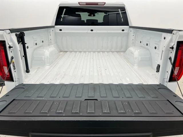2025 GMC Sierra 1500 SLT - Photo 38