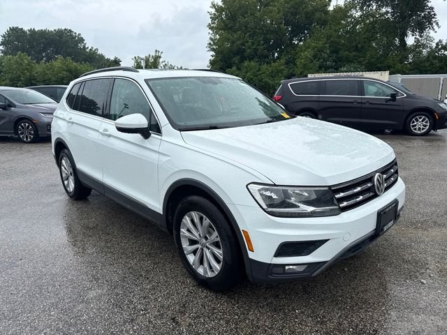Used 2018 Pure White Volkswagen 2.0T SE image 1