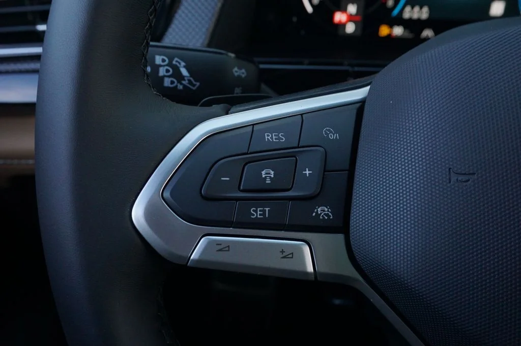 New 2026 Silver Volkswagen 2.0T SEL R-Line Black image 23