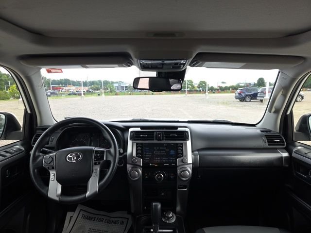Used 2020 White Toyota SR5 Premium image 10