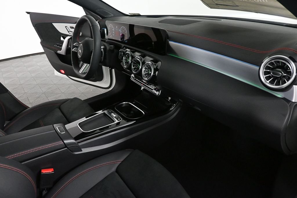 New 2026 Polar White Mercedes-Benz CLA 250 image 23