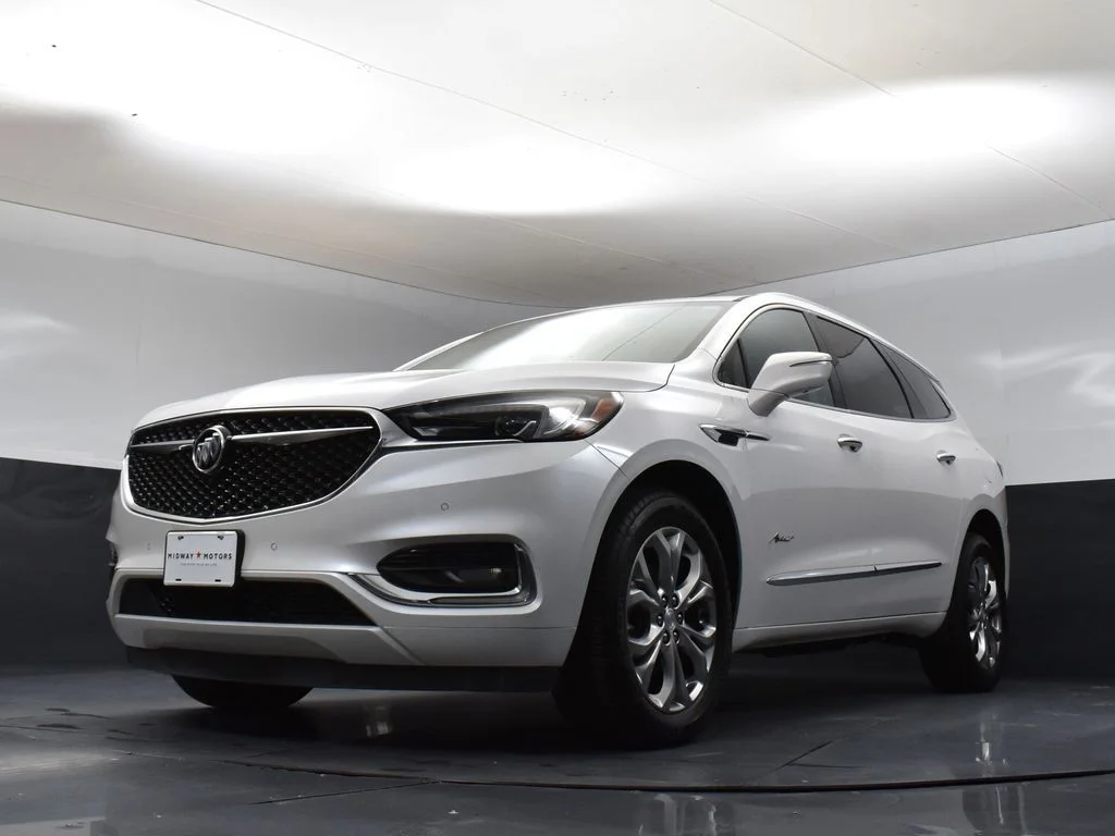 Used 2021 White Frost Buick Avenir image 36