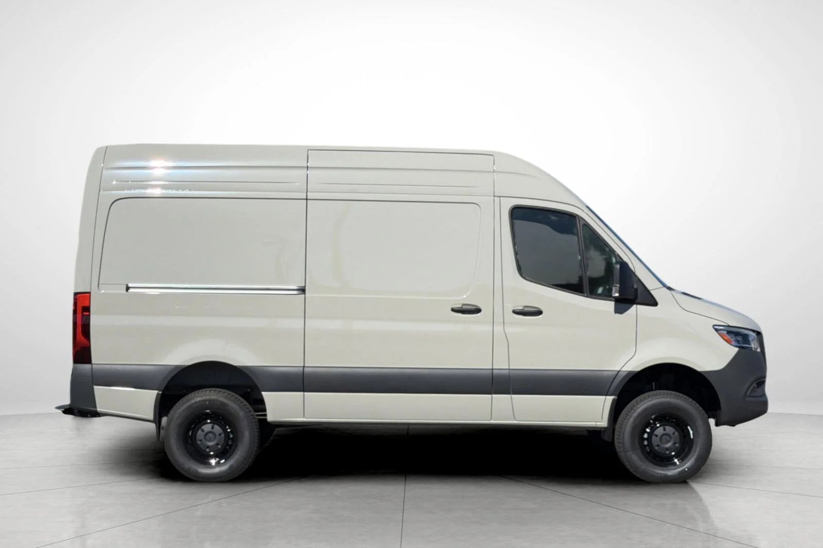 New 2026 Gray Mercedes-Benz Cargo 144 WB image 28