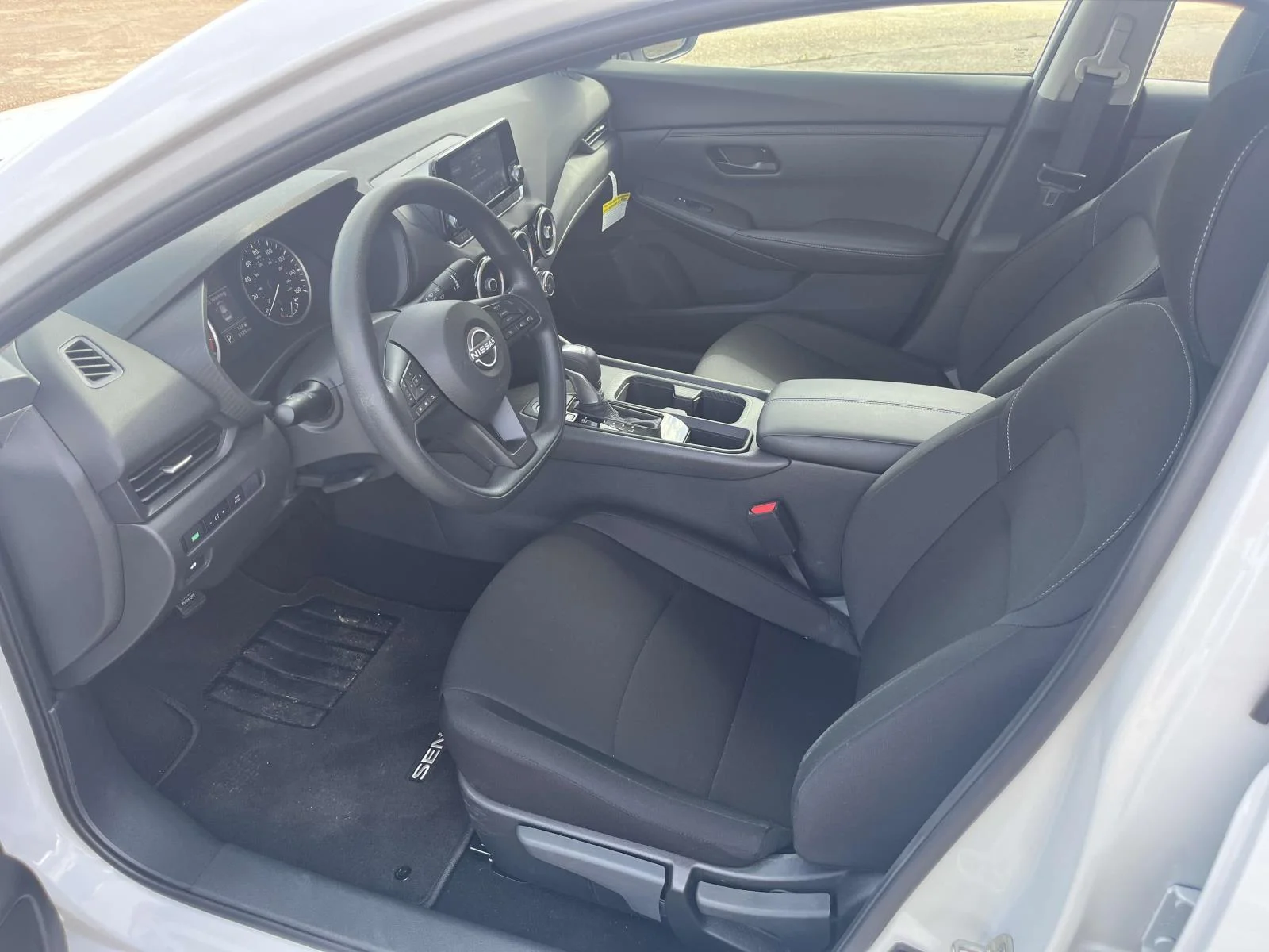 2025 Nissan Sentra S - Photo 9