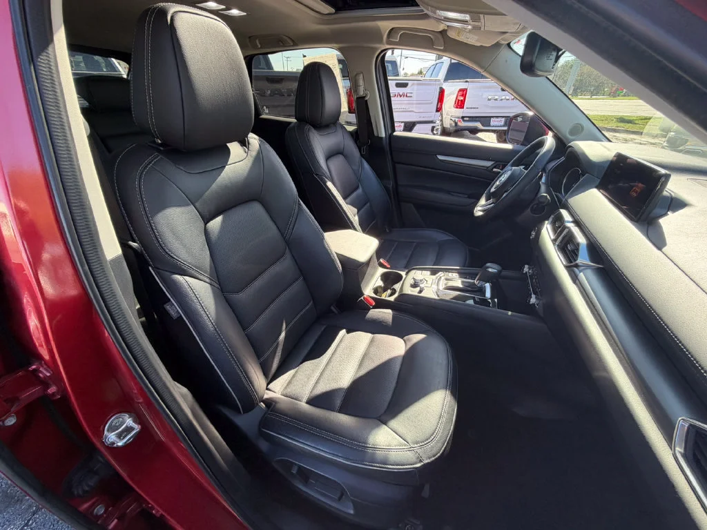 2025 Mazda CX-5 S Preferred package - Photo 19