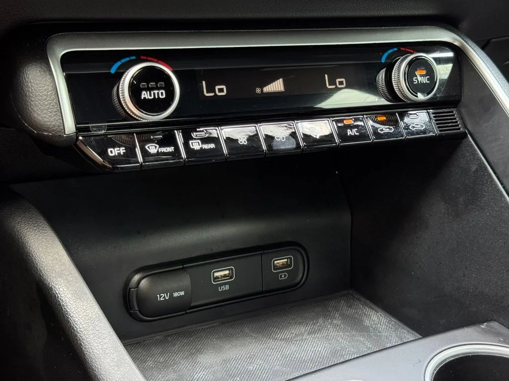 Used 2022 Blue Kia GT-Line image 33