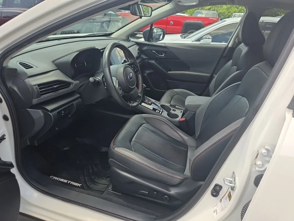 Used 2024 White Subaru Limited image 3