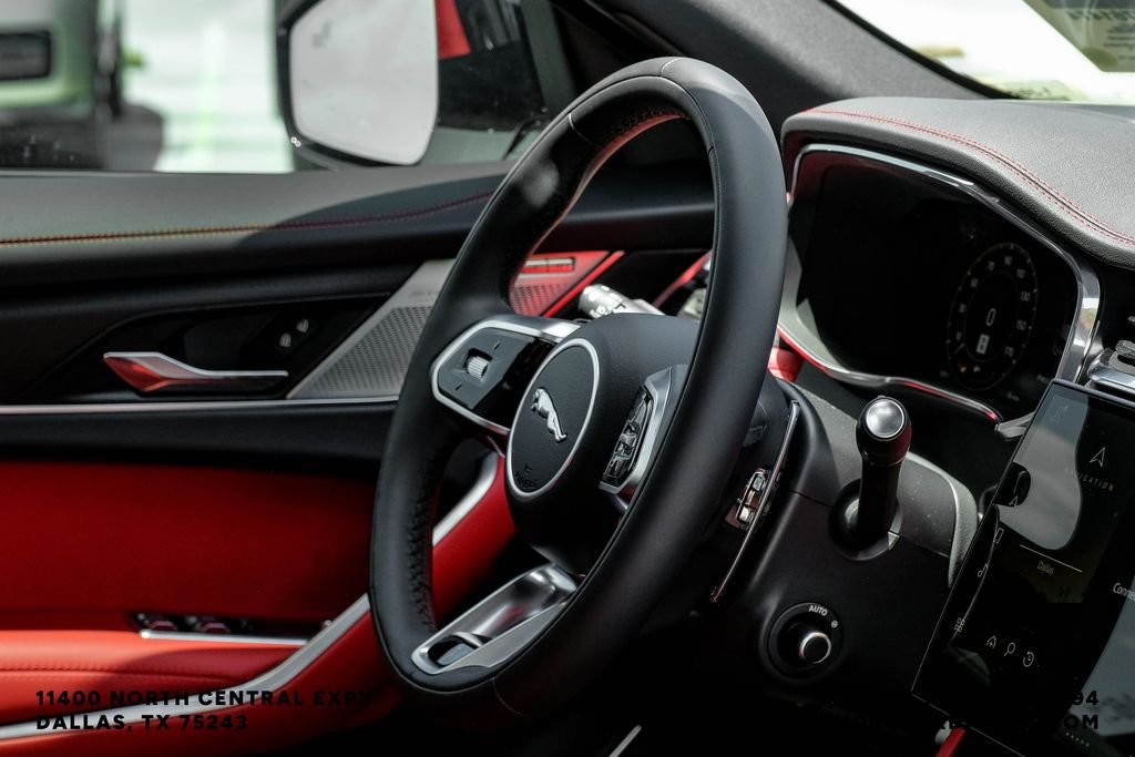 2026 Jaguar F-Pace R-Dynamic S - Photo 12