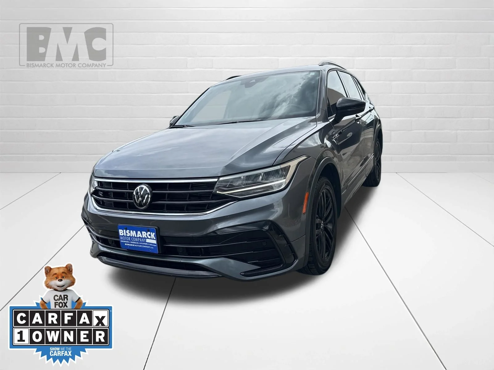 2022 Volkswagen Tiguan 2.0T SE R-Line Black 4Motion's photo