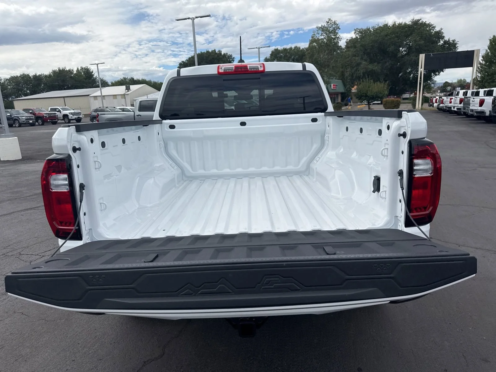 2026 GMC Canyon Elevation - Photo 34