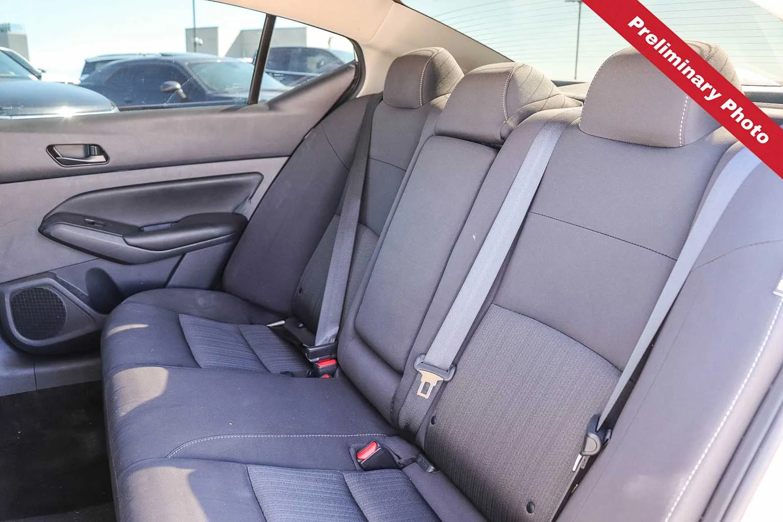 Used 2025 Glacier White Nissan S image 13