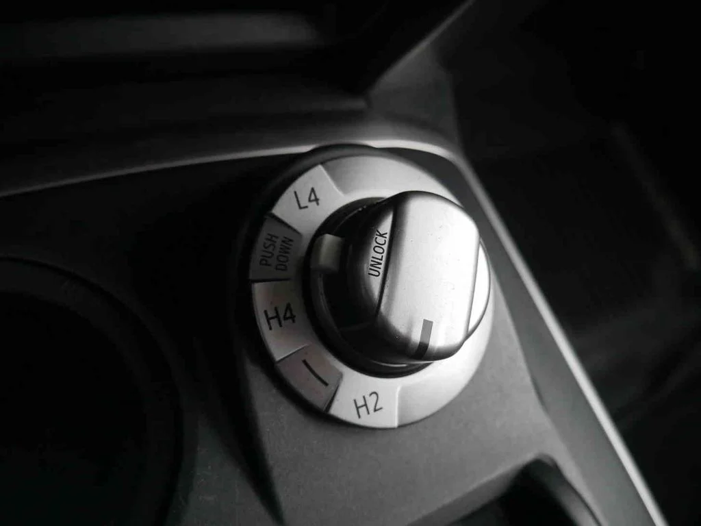 Used 2020 Red Toyota SR5 image 32