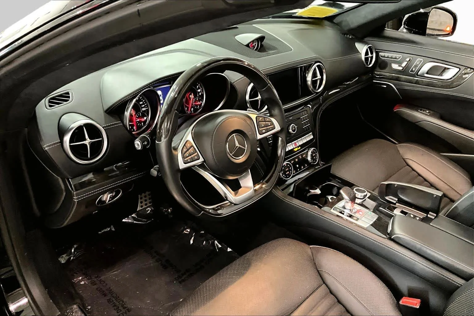 Used 2018 Black Mercedes-Benz SL 550 image 17