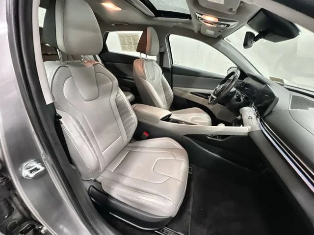 Certified Used 2024  Hyundai Limited image 29